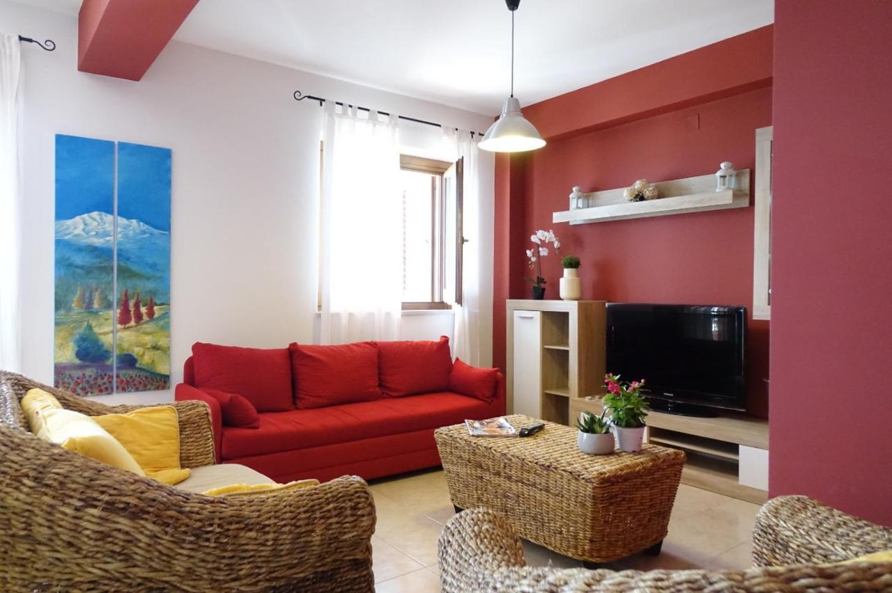Poseidone Sea Apartment Taormina มาซเซโอ ภายนอก รูปภาพ