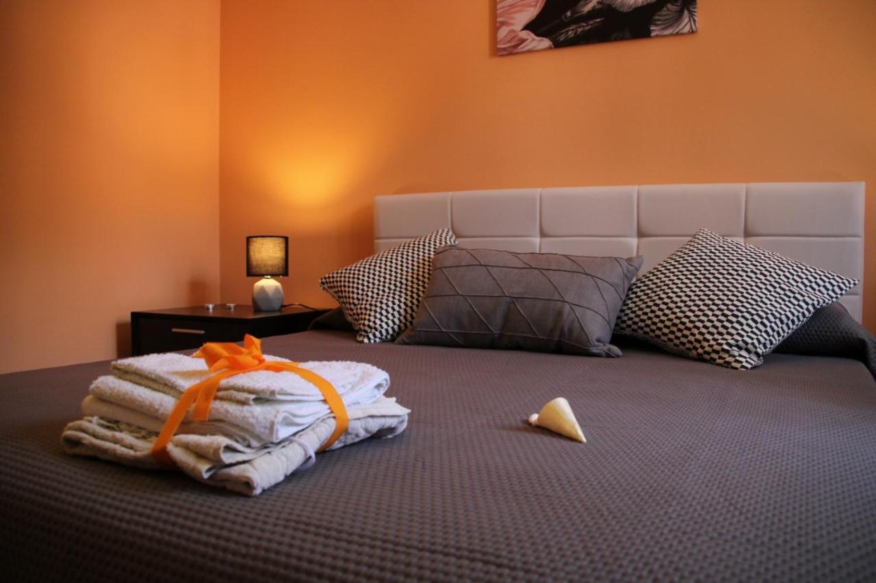 Poseidone Sea Apartment Taormina มาซเซโอ ภายนอก รูปภาพ