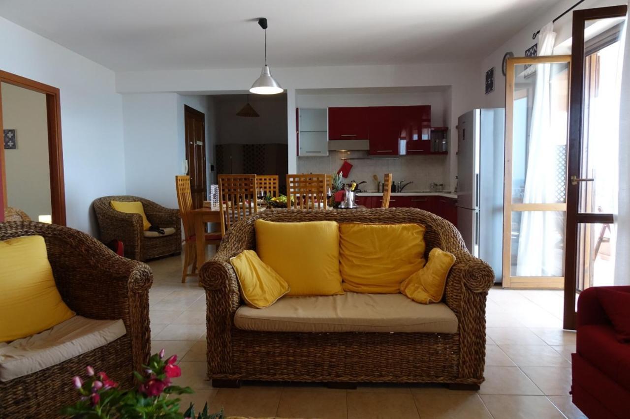 Poseidone Sea Apartment Taormina มาซเซโอ ภายนอก รูปภาพ
