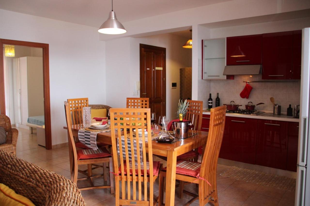 Poseidone Sea Apartment Taormina มาซเซโอ ภายนอก รูปภาพ