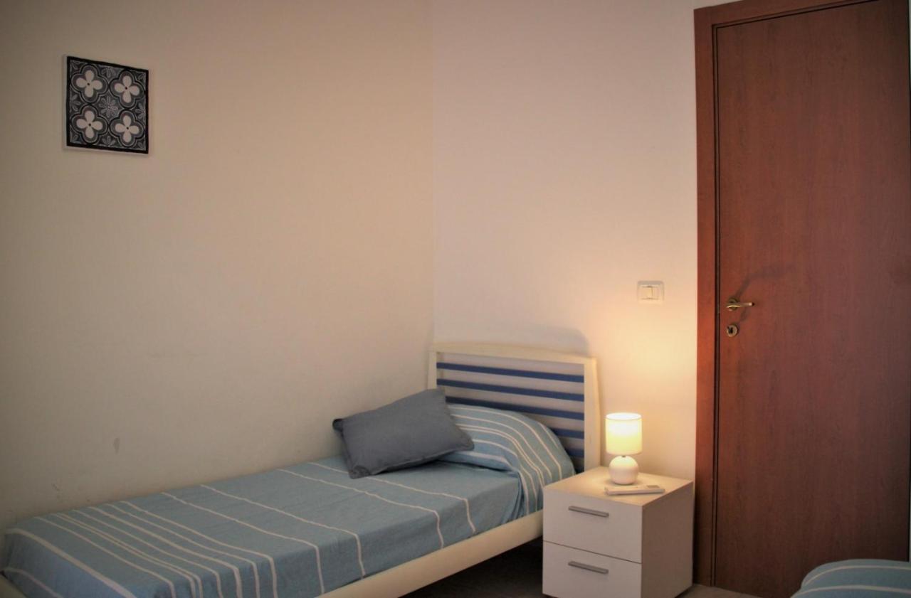 Poseidone Sea Apartment Taormina มาซเซโอ ภายนอก รูปภาพ